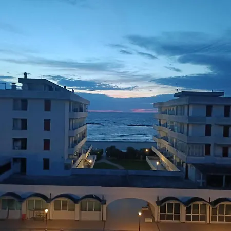 Apartamento Casa Adriano Frontemare Wifi E Netflix *