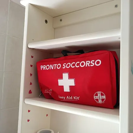 Casa Adriano Frontemare Wifi E Netflix Διαμέρισμα Lido Adriano