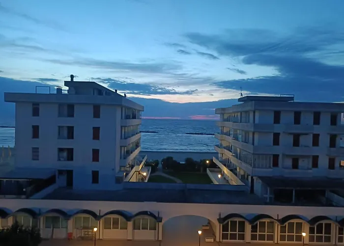 Appartamento Casa Adriano Frontemare Wifi E Netflix *